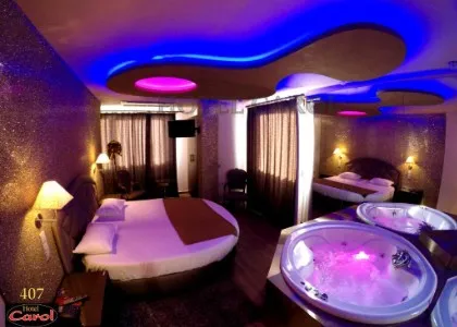 Carol Hotel -  Kastella Athens