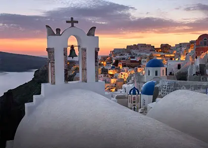2-Day Volcanic Cruise & Bus Tour in Santorini