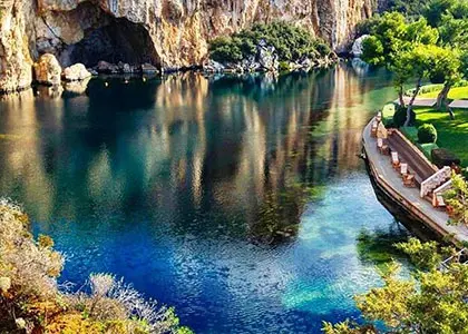 Lake Vouliagmeni Thermal Spa and Sounion Private Full Day Tour