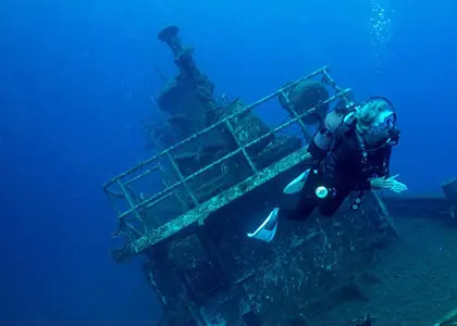 Advanced Diving for Certified Divers in Santorini