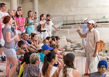 Akrotiri Prehistoric City Guided Walking Tour in Santorini